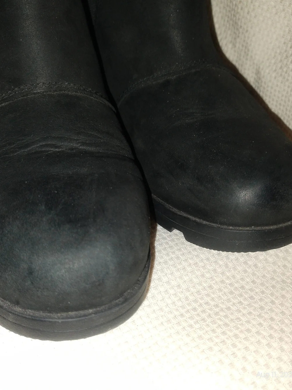 Sorel Emelie Size 6 Chelsea Boots